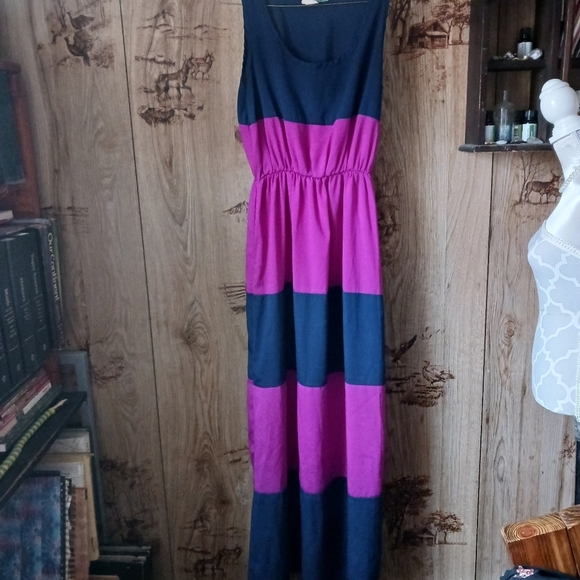 Julie's Closet Fuschia Navy Blue Color Block Maxi Dress - Picture 1 of 7